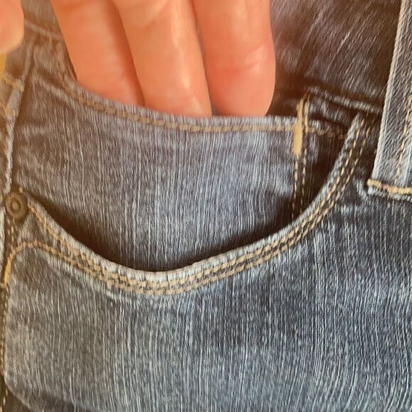 NYDJ denim lightweight dark wash straight leg jeans and capris size 6 - Picture 5 of 16